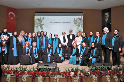Ankara Keçiören’de ‘Annemin Şarkıları’ konseri duygulandırdı